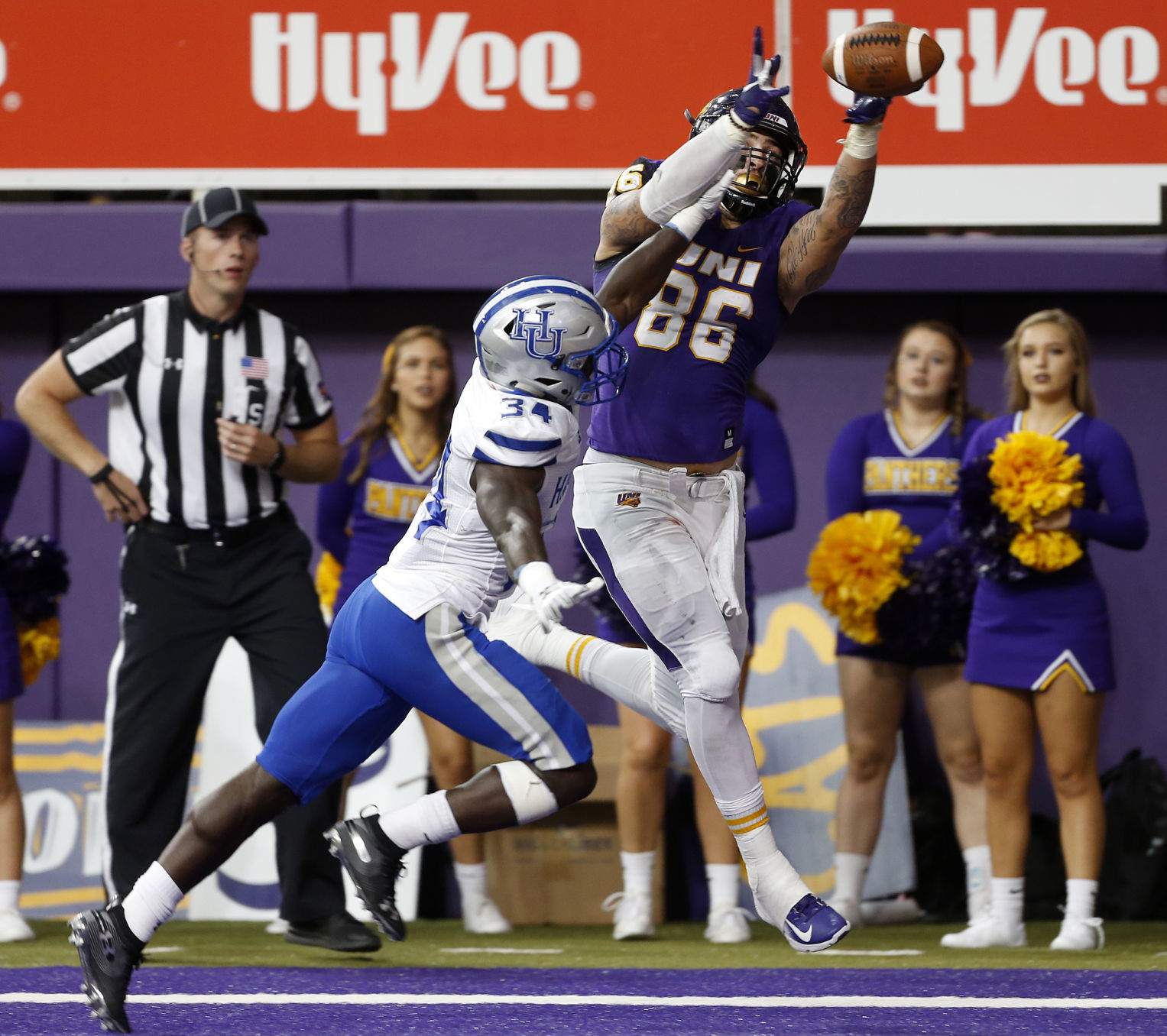 092218bp-uni-hampton-fb-08